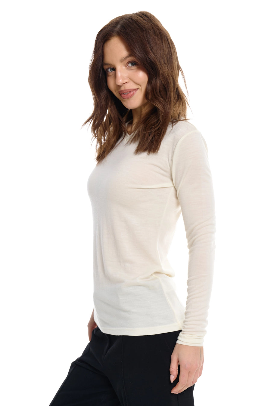 Women's Merino Long Sleeve 190 Creamy V-Neck — view 3