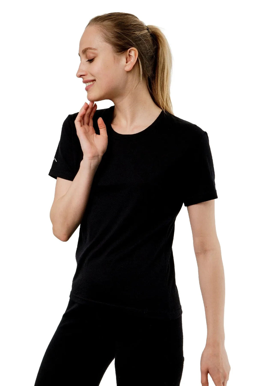 Women's Merino T-shirt 180 Solid Black Crewneck — view 2