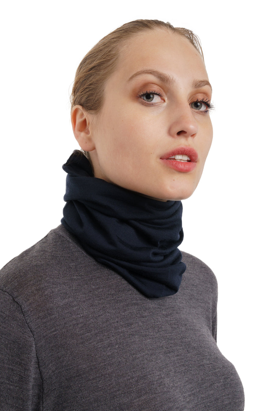 Merino Neck Gaiter 165 Navy — view 4